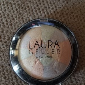 Laura Geller Universal Filter Finish setting powde